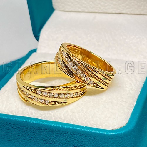 GOLD WEDDING RINGS WITH DIAMONDS (PAIR)