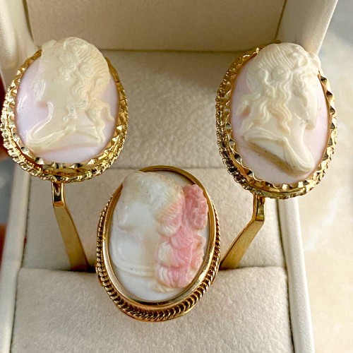 Set “Ring and earrings” in 583 gold with cameos